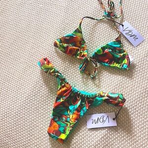 VDM The Label Reversible Butterfly bikini